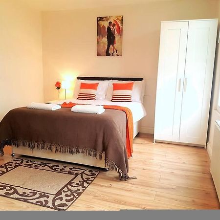 Comfortable Studio Flat Near Central Londen Buitenkant foto