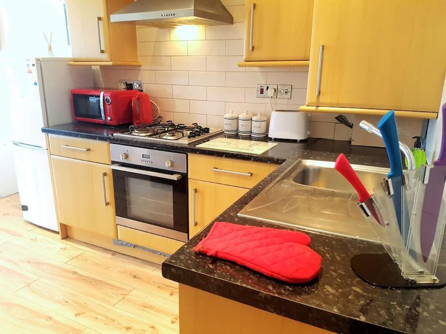 Comfortable Studio Flat Near Central Londen Buitenkant foto